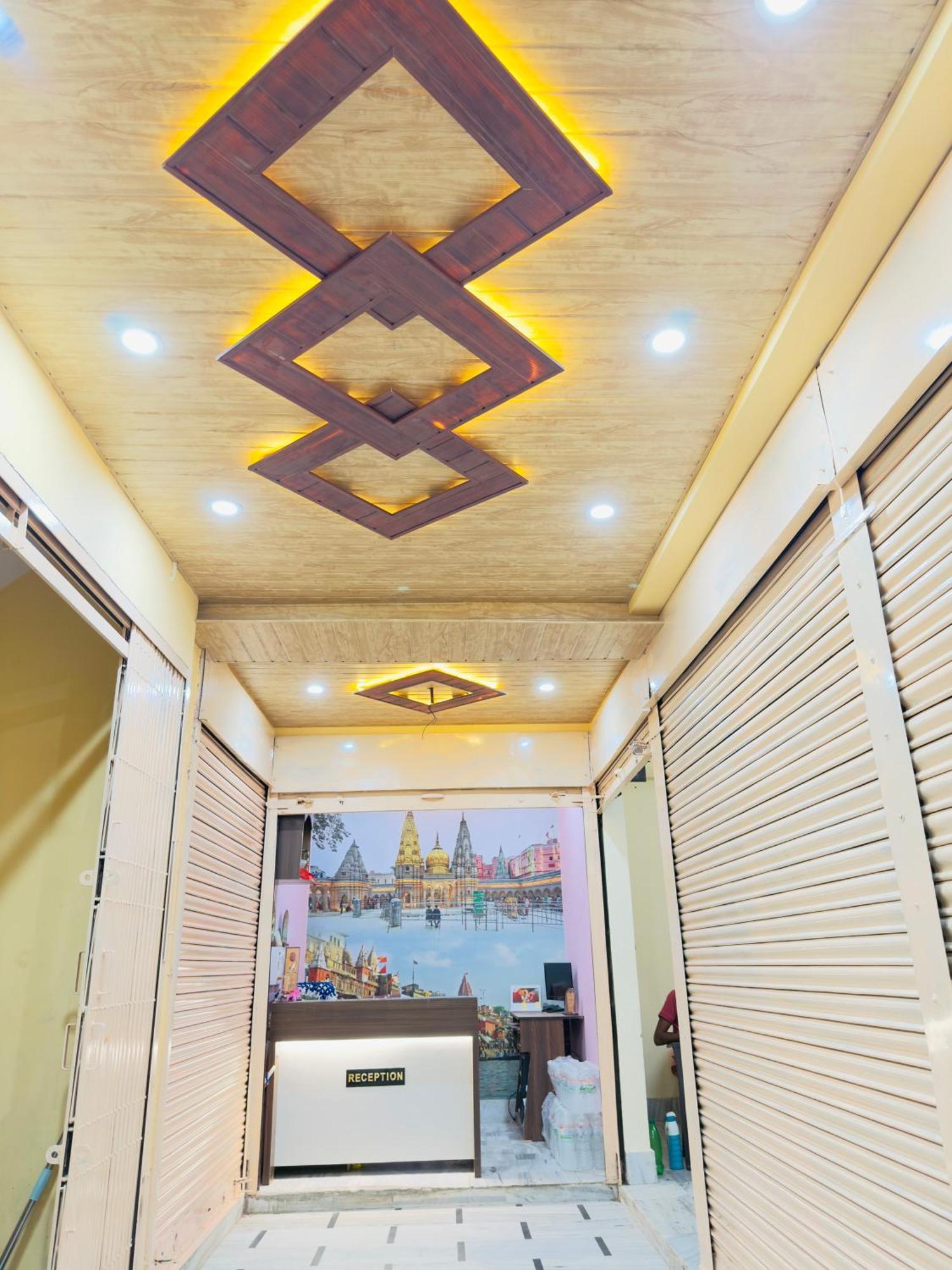 Kesharwani * Varanasi